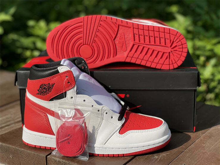 Air Jordan 1 High OG Heritage - KelvinGift Store - Kelvingift