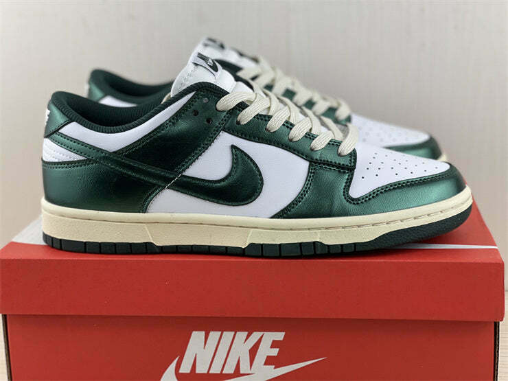 Nike Dunk Low Vintage Green (W) - KelvinGift Store - Kelvingift