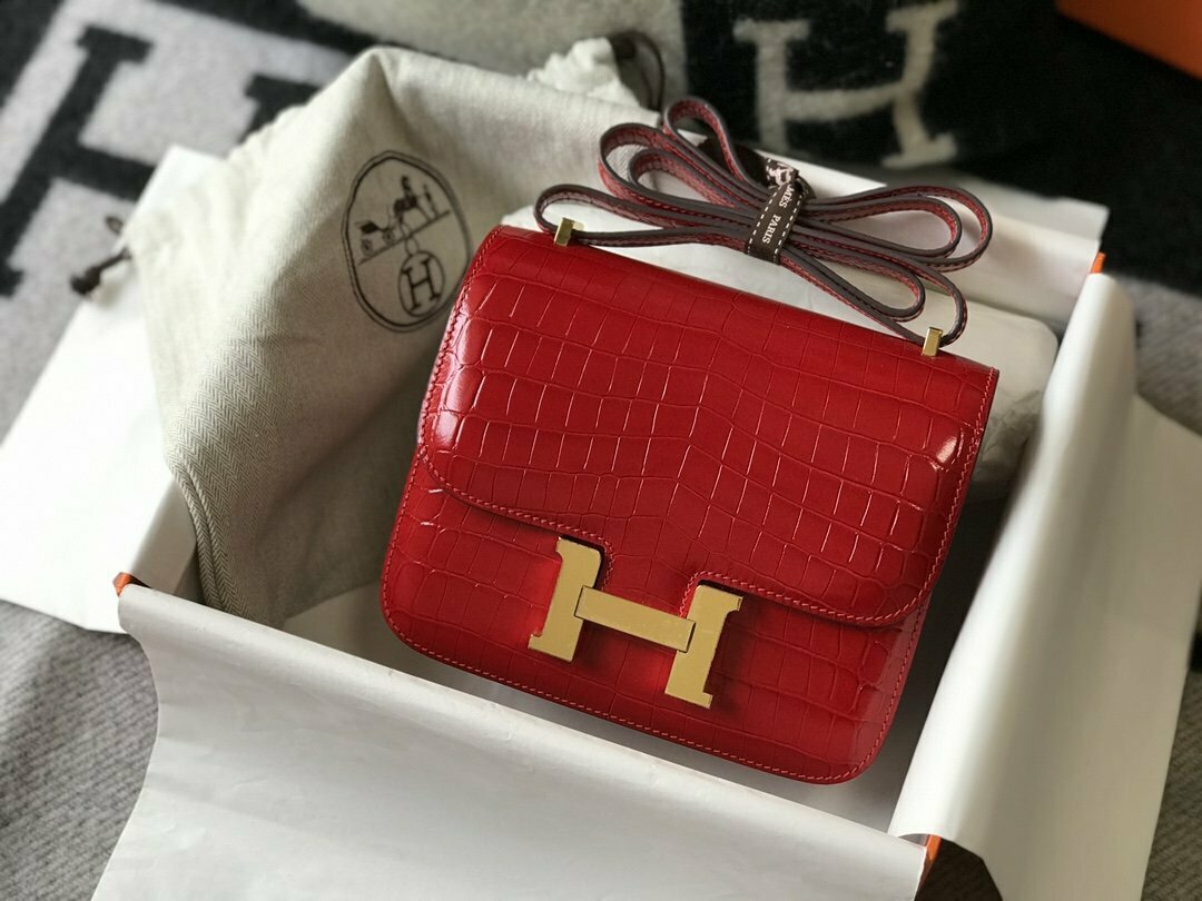 Hermes Mini Crossbody Bag 18cm Red KelvinGift Store Kelvingift