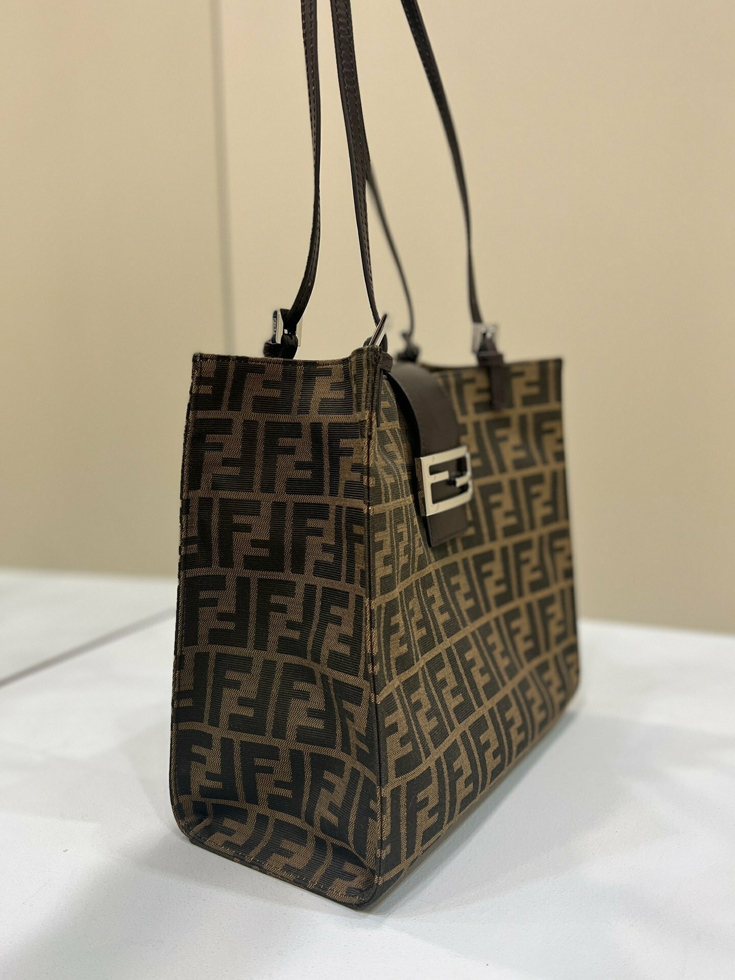 Fendi Baguette 1997 28cm Brown - KelvinGift Store - Kelvingift