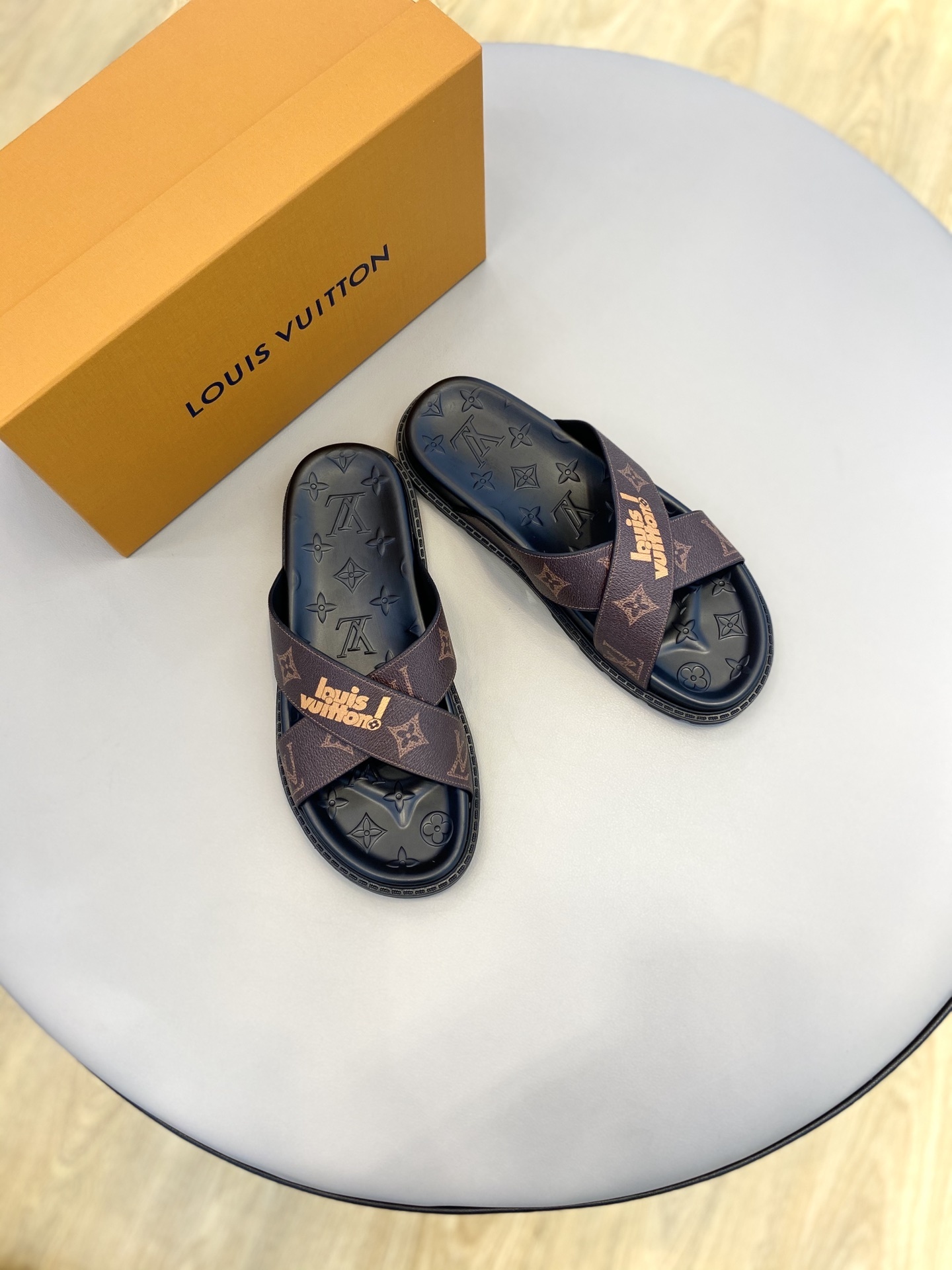 Louis Vuitton Foch Mule Men Shoes – KelvinGift Store – Kelvingift