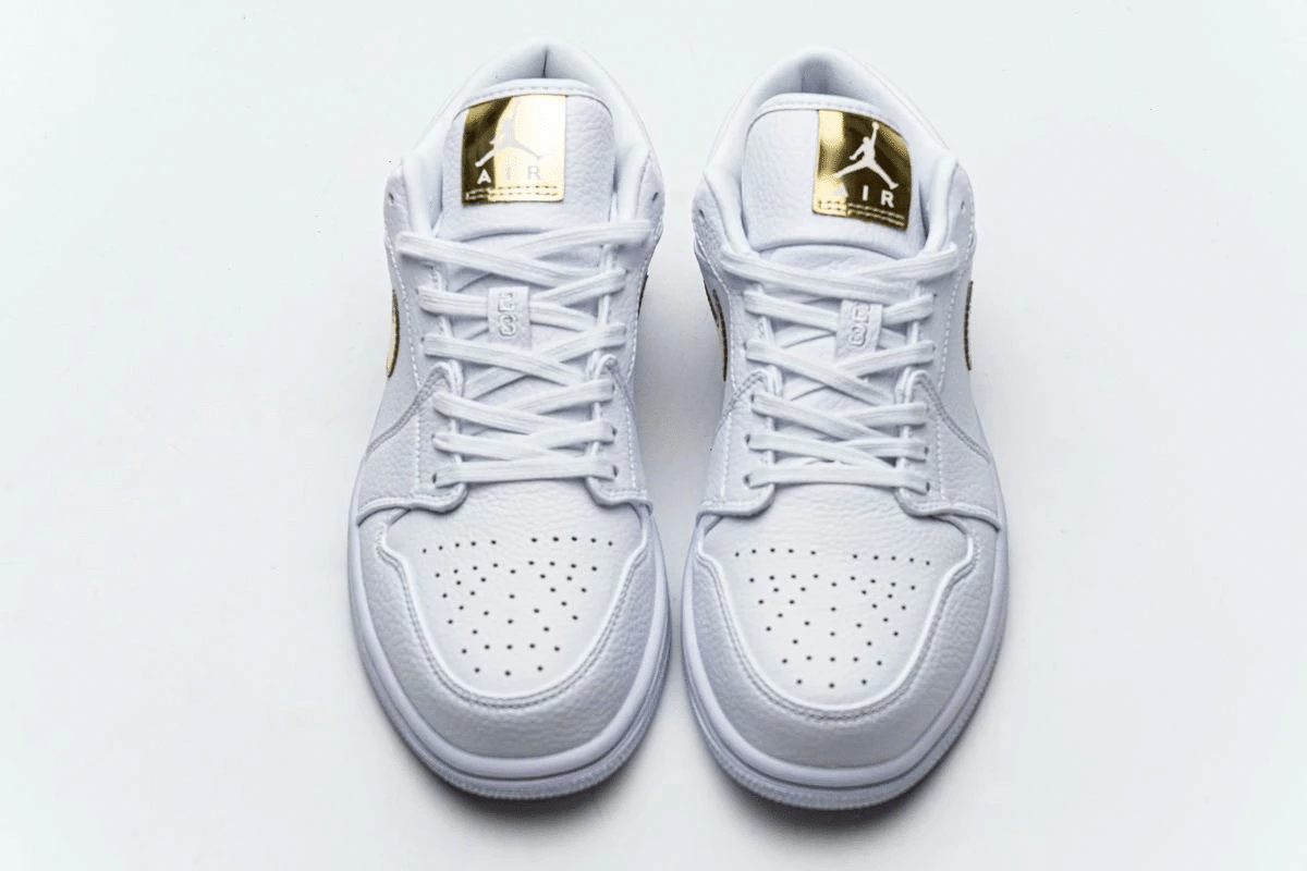 air jordan 1 low se white metallic gold