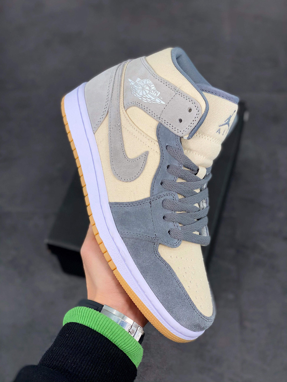 cream jordan 1