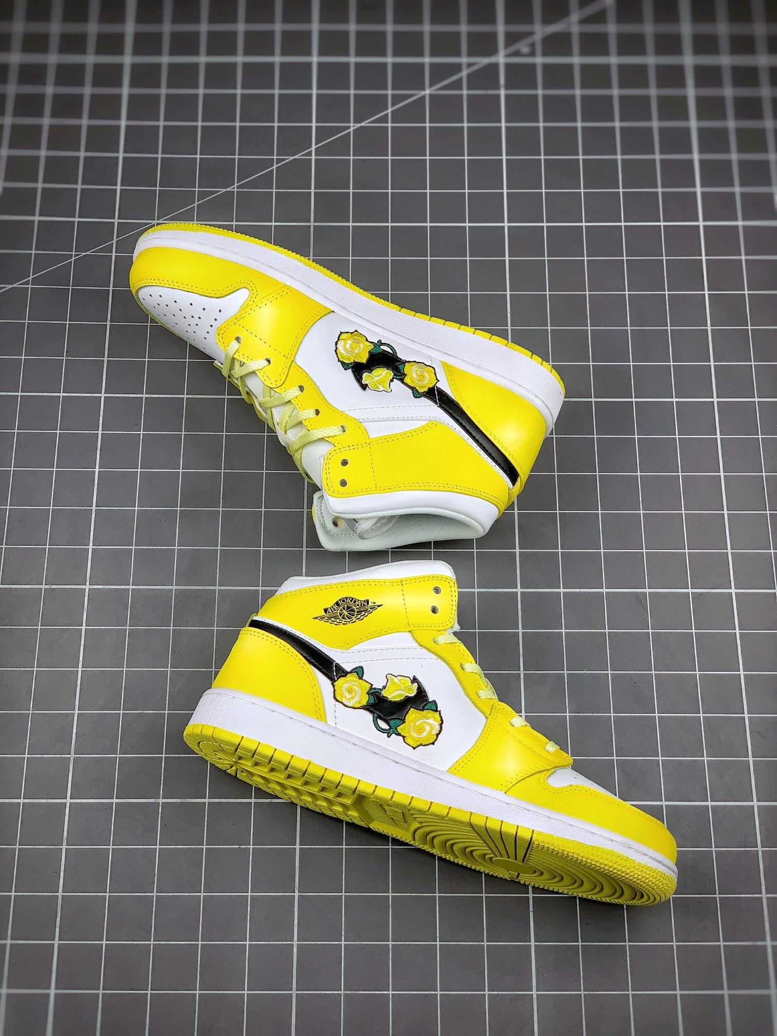 jordan 1 mid dynamic yellow