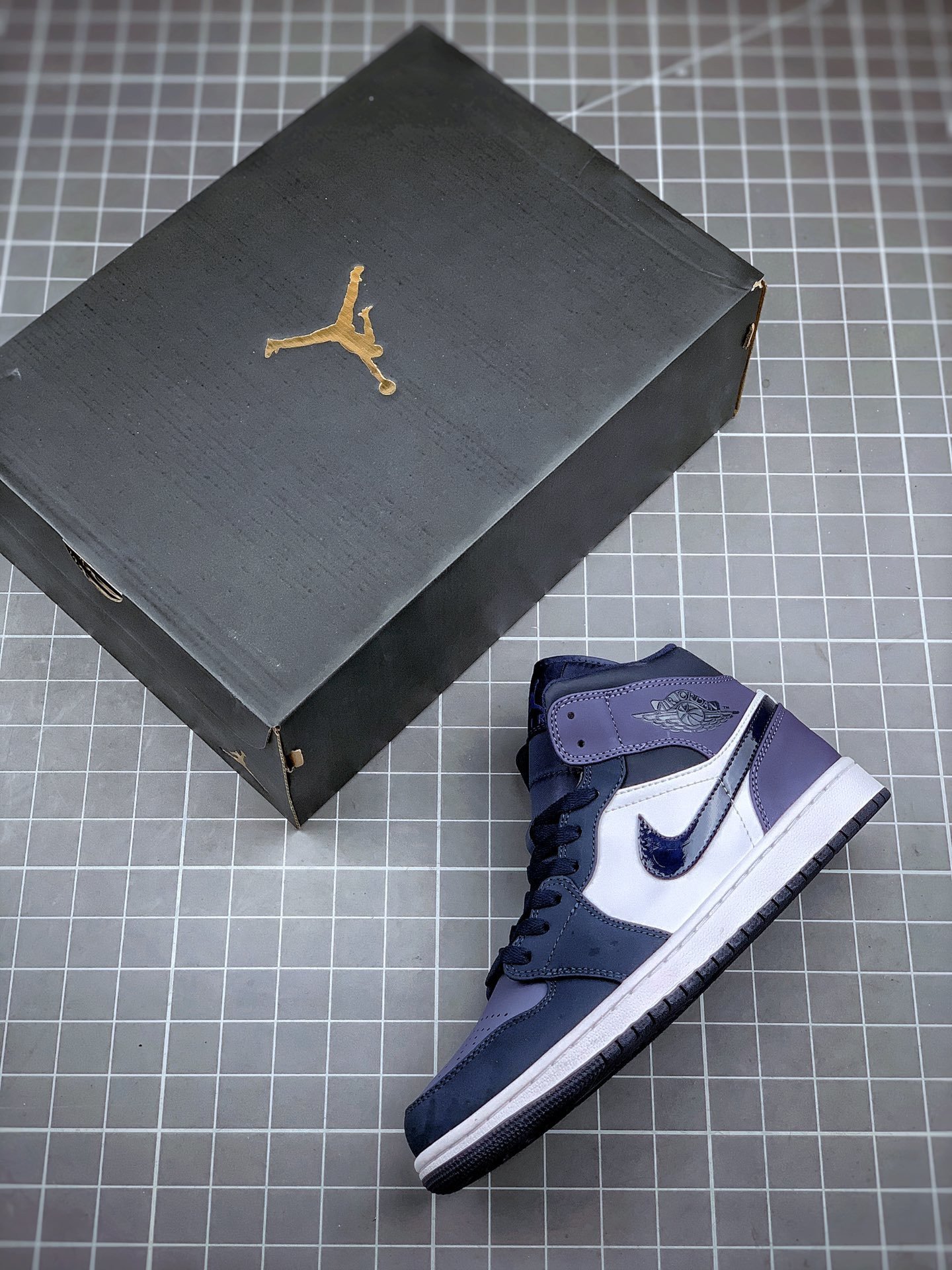 jordan obsidian purple